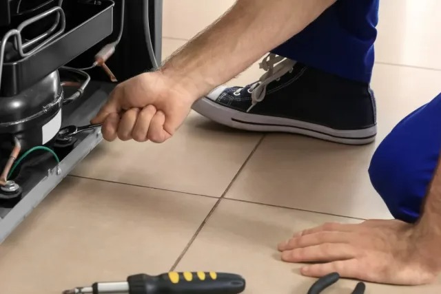 شارژ گاز یخچال در اهواز